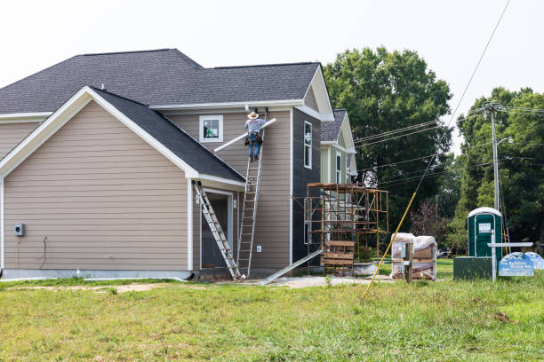 Storm Damage Siding Repair in Lakeside, TX